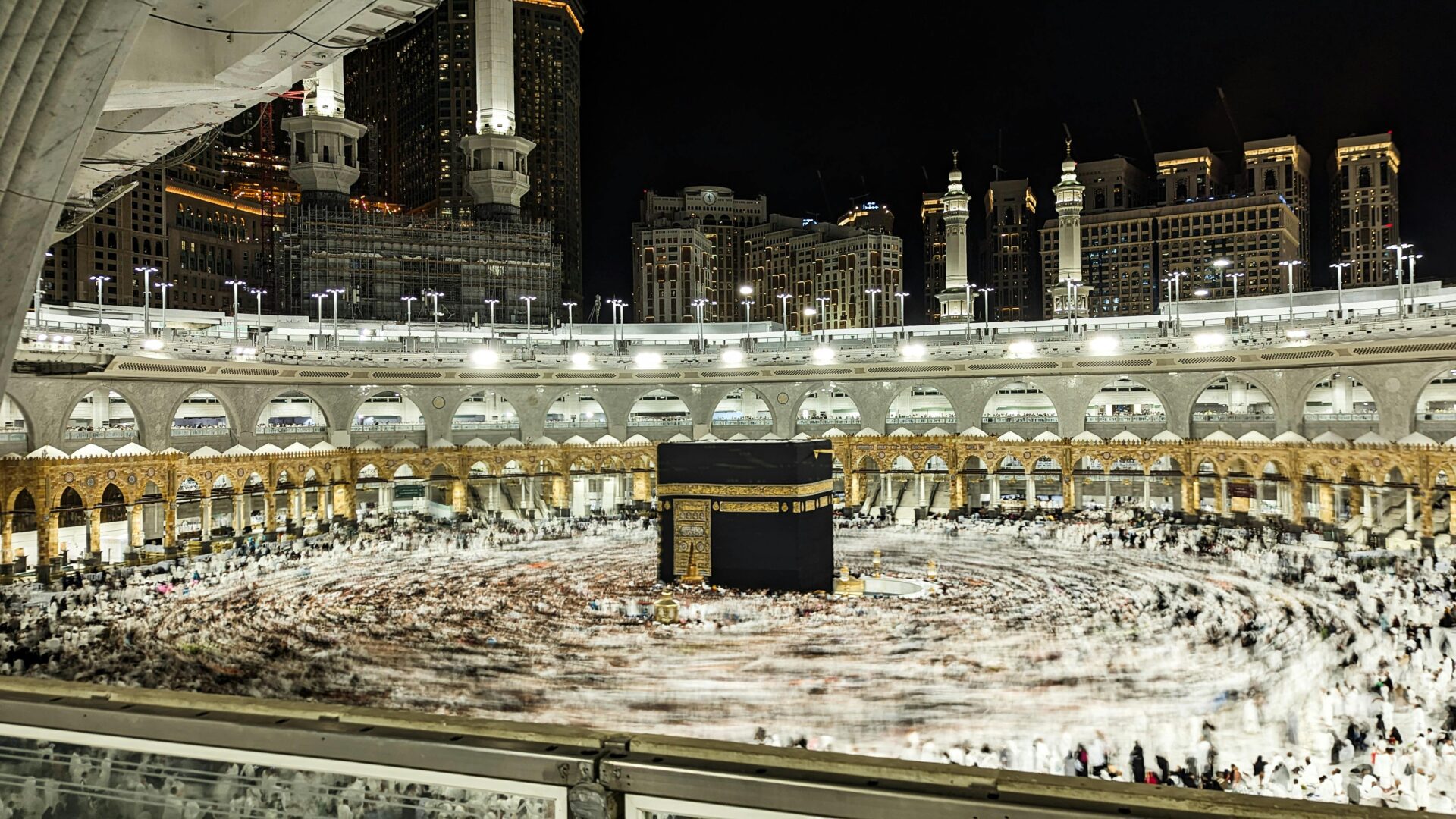 Khana Kaaba at night