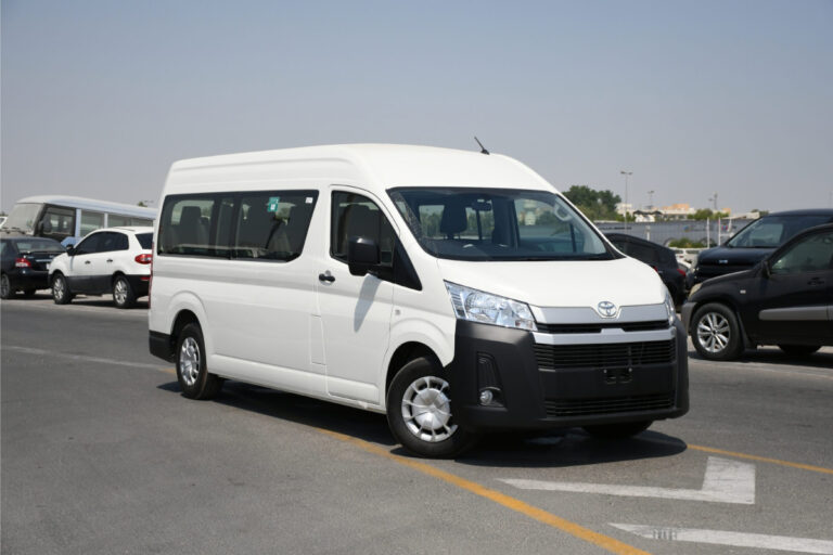 Toyota HiAce Taxi for Hajj and Umrah Pilgrims in Saudi Arabia